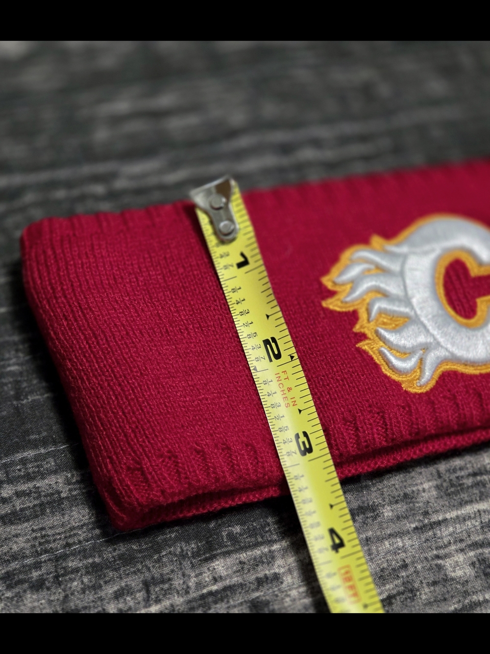 Calgary Flames Red Head Band with Embroidered 'C' Logo - Picture 2 of 5